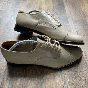 Vintage Stacy Adams Madison Cream
Goatskin Leather Cap-toe Dress
Shoes Sz 10 D